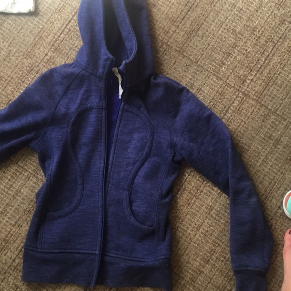 Tops - Lulu lemon sweatshirt